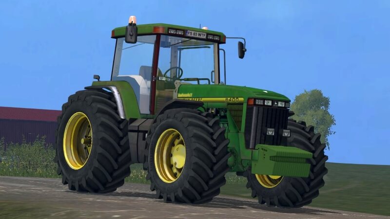 John Deere 8400 1