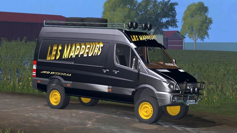 MERCEDES BENZ SPRINTER CAR 1