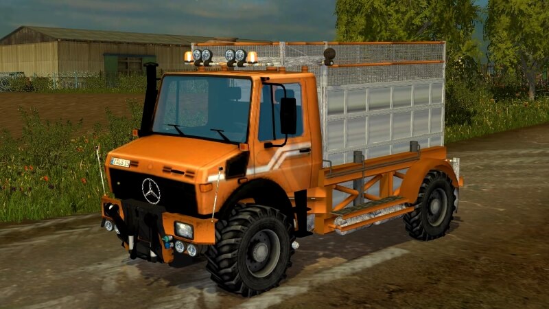 Mercedes Unimog Spezial 1